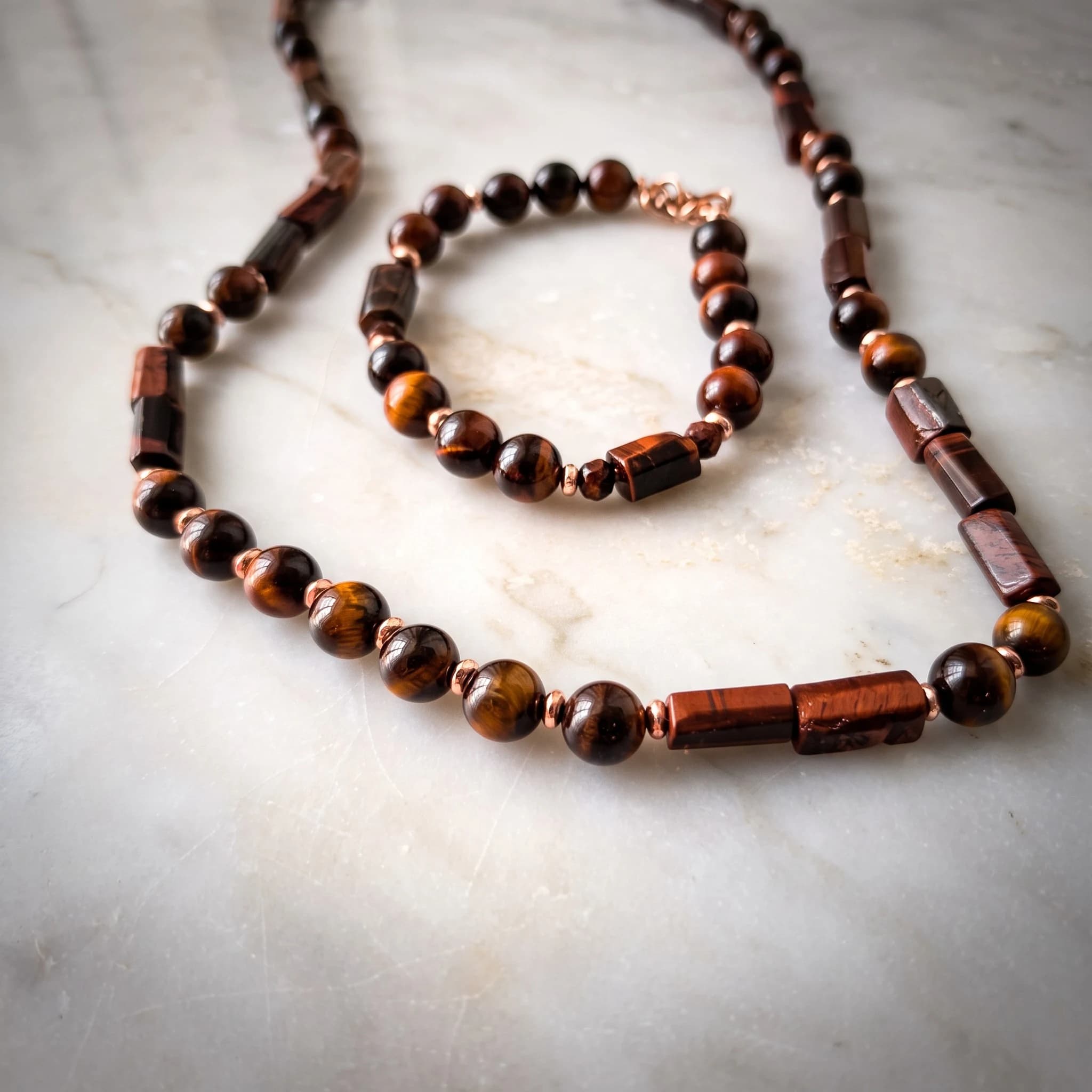Bracciale occhio di tigre rosso e ematite rosé — foto 4