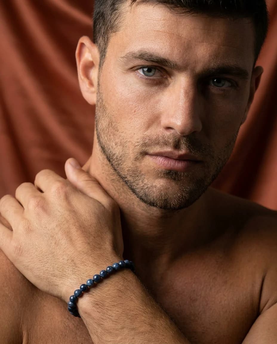 Forza e Stile: Bracciale da Uomo in Dumortierite — foto 1